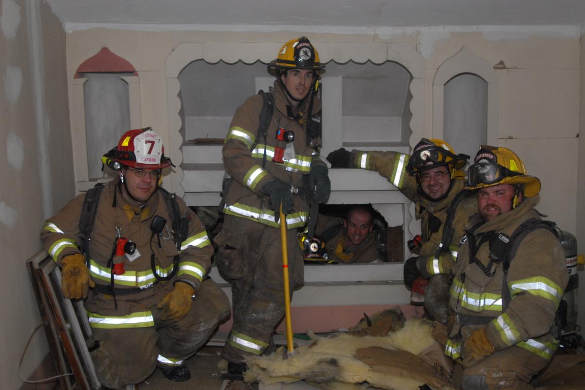 Fire Trainees Take a Group Photo 1