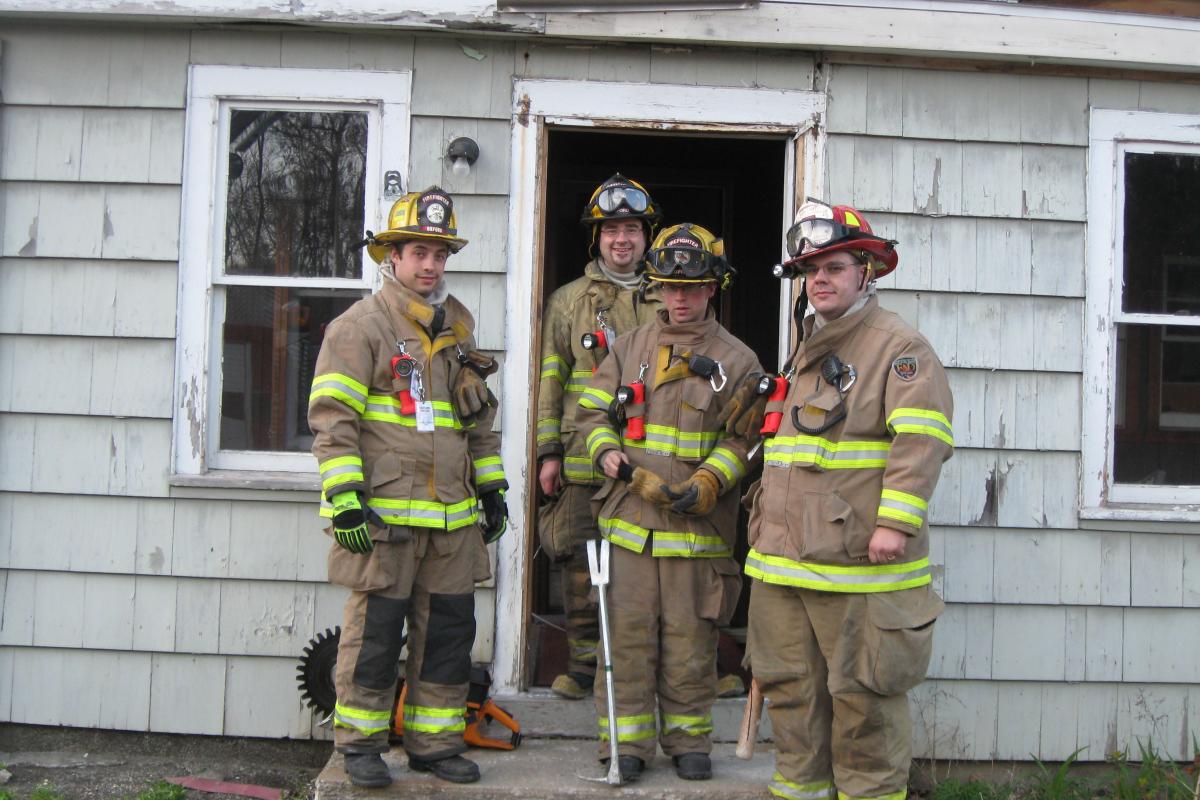 Fire Trainees Take a Group Photo 3