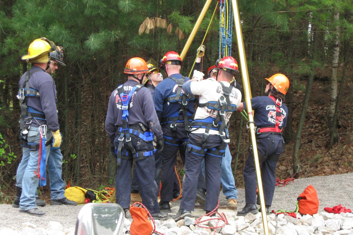 Trainees Clipping Onto a Pulley System 2